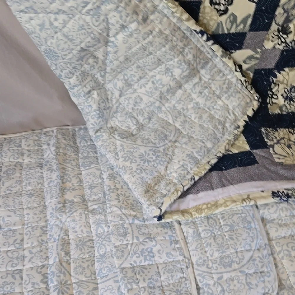 Cream and Blue Patchwork Quilt with Geometric Design